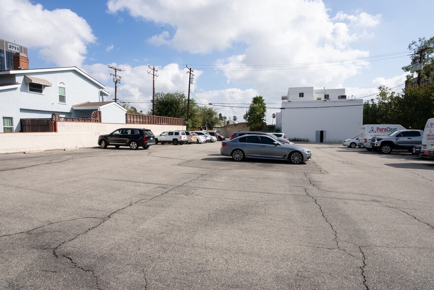 More Photos Of 3633 N Long Beach Blvd, Long Beach Medical For Lease