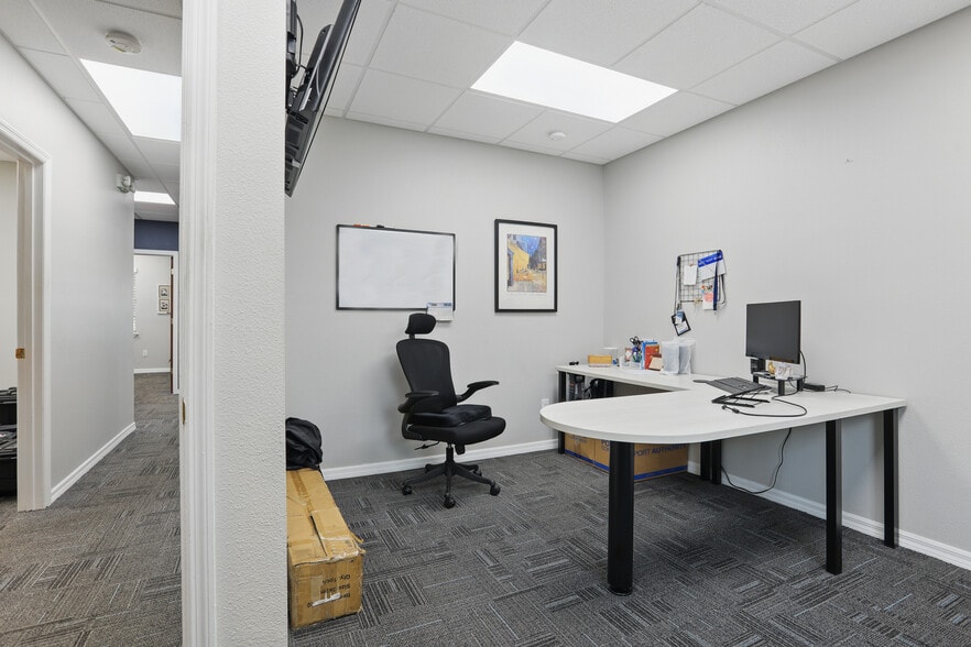 More Photos Of 5639 Hansel Ave, Orlando Medical For Lease