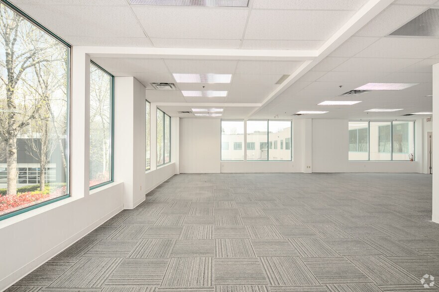 More Photos Of 13351 Commerce Pky, Richmond Office For Lease