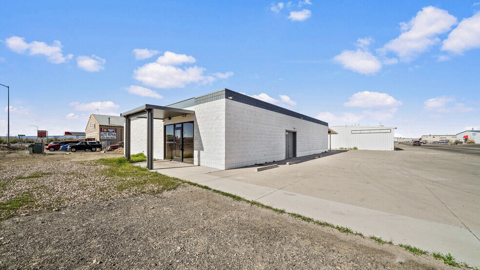 More Photos Of 3199 Hall Ave, Grand Junction Storefront Retail Office For Sale
