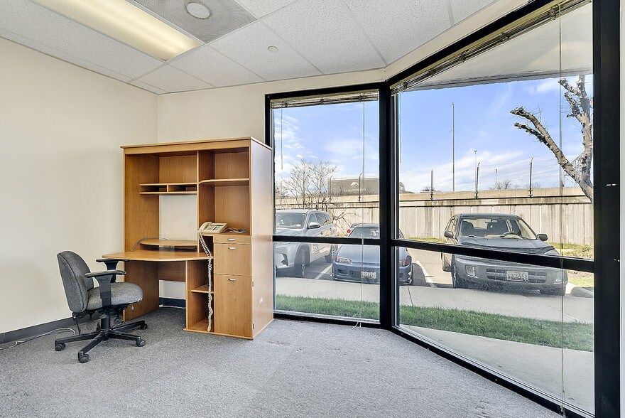 More Photos Of 8390 Terminal Rd, Lorton Flex For Sale