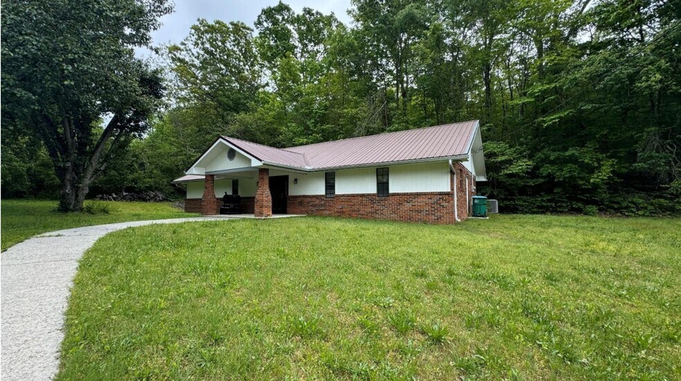 More Photos Of 445 Schmitt Rd, Rossville Religious Facility For Sale