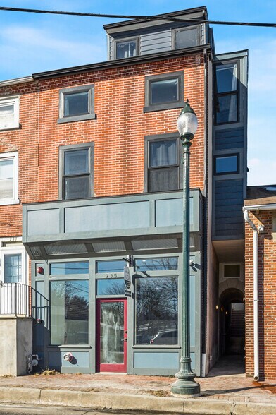 More Photos Of 235 E Market St, West Chester Apartments For Lease