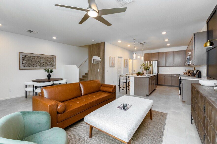 More Photos Of 651 N Ironwood Dr, Apache Junction Apartments For Sale