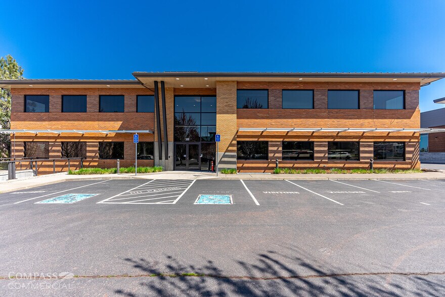 Primary Photo Of 123 SW Columbia St, Bend Office For Sale
