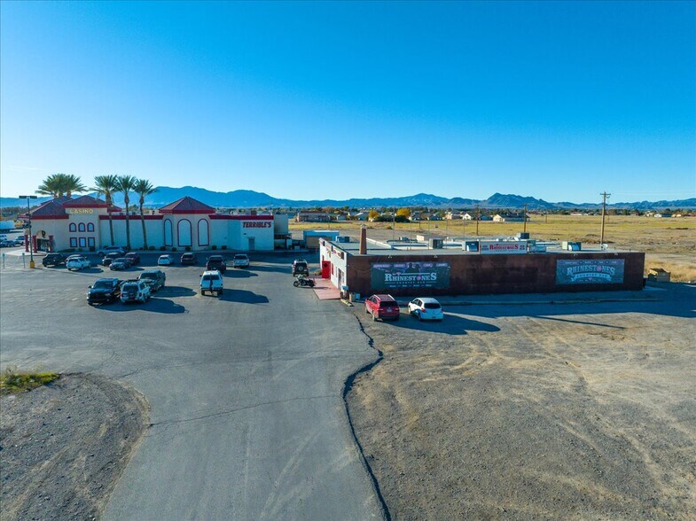 More Photos Of 1700 S Pahrump Valley Blvd, Pahrump Storefront For Sale