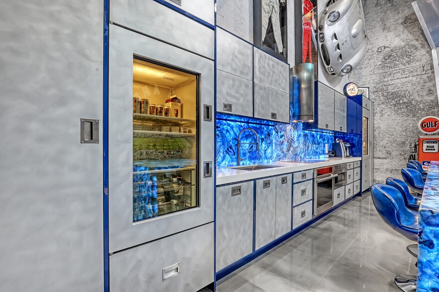 More Photos Of , Riviera Beach Industrial For Sale