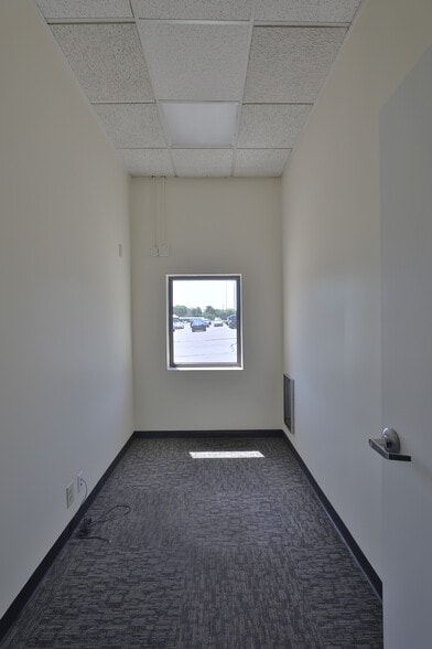 More Photos Of 1600 Sheridan Dr, Lancaster Medical For Sale