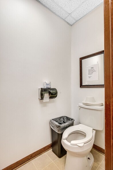 More Photos Of 231 Memorial Dr, Jacksonville Medical For Sale