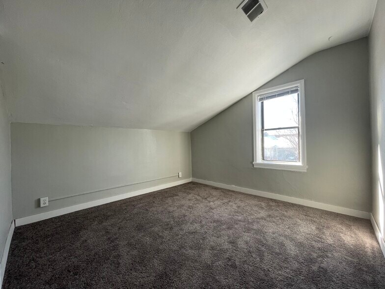 More Photos Of 1350 Kingston St, Aurora Apartments For Sale
