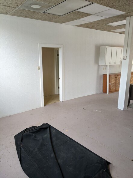 More Photos Of 14-16 Ruxton Ave, Manitou Springs Storefront Retail Residential For Lease