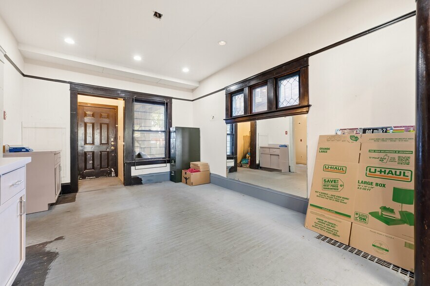 More Photos Of 12406 Larchmere Blvd, Cleveland General Retail For Sale
