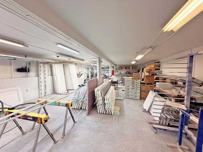 More Photos Of 160 Royal Rd, North Yarmouth Flex For Lease