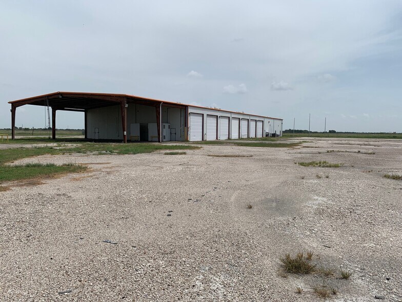 More Photos Of 901 Fesco Dr, Alice Industrial For Sale