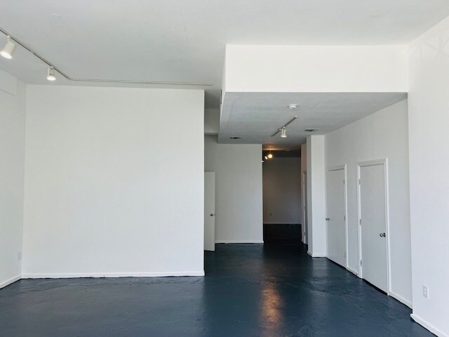 More Photos Of 1295 Alabama St, San Francisco Storefront Retail Residential For Lease