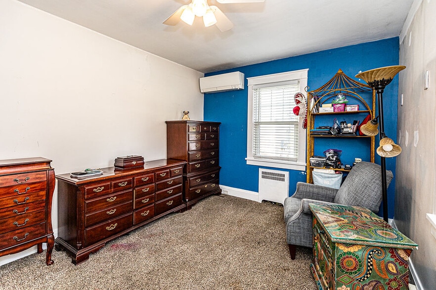 More Photos Of 404 Allegheny Ave, Towson Office For Sale
