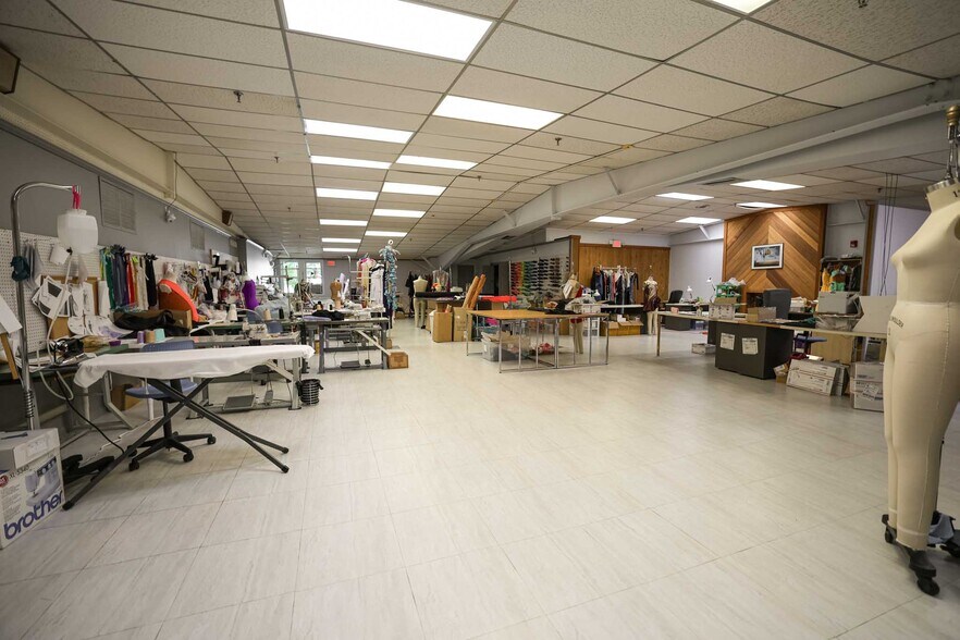 More Photos Of 2470 US Highway 1, Lawrenceville Freestanding For Lease