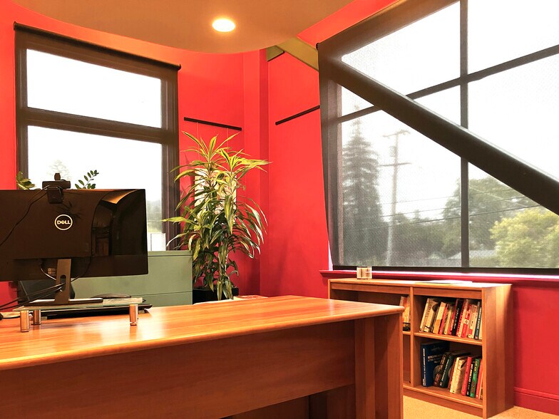 More Photos Of 1820 Solano Ave, Berkeley Storefront Retail Office For Lease