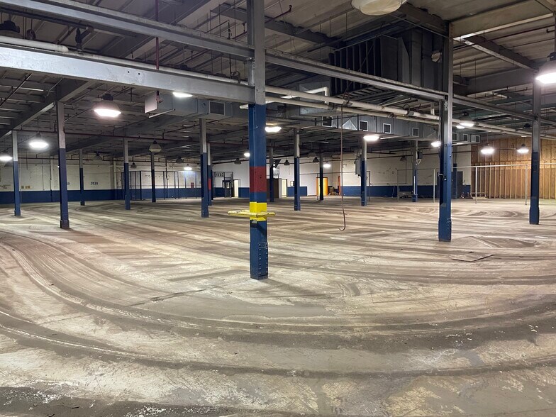 More Photos Of 1425 Ohlendorf Rd, Osceola Manufacturing For Sale