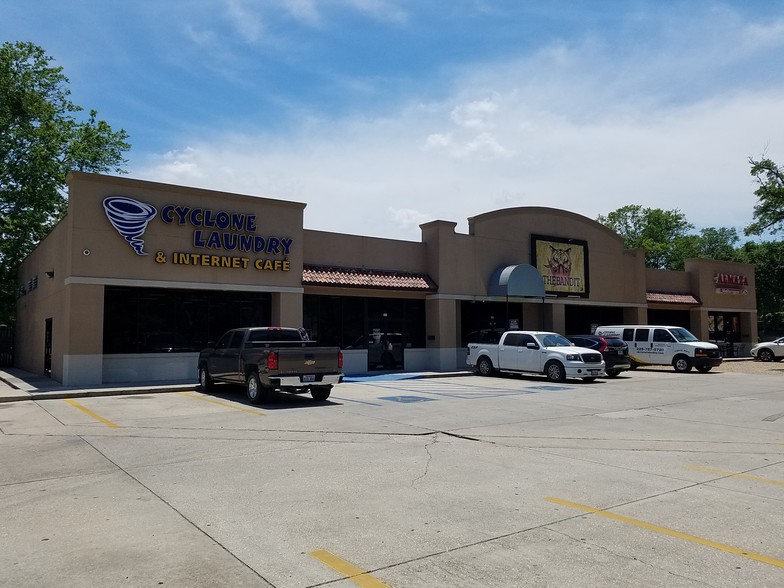 Primary Photo Of 623 E Boyd Dr, Baton Rouge Restaurant For Lease