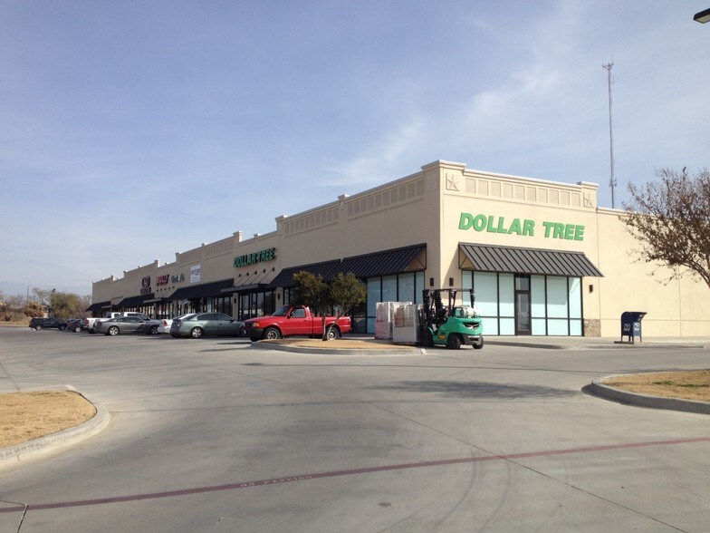 More Photos Of 613-617 W 29th St, San Angelo Freestanding For Lease