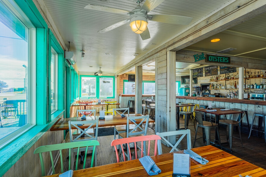 More Photos Of 101 Lovell Ave, Tybee Island Restaurant For Sale
