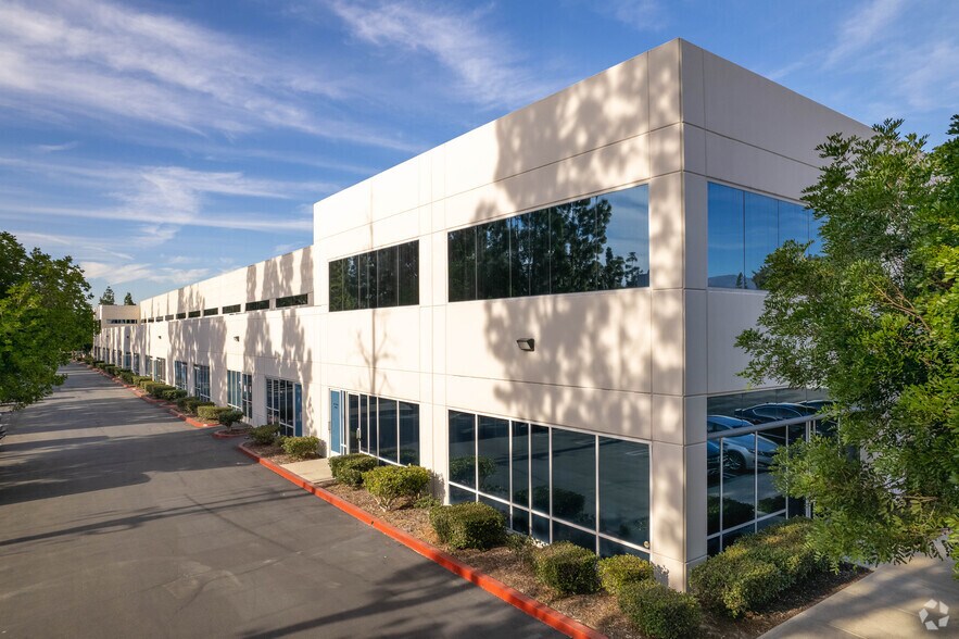 More Photos Of 25 Mauchly, Irvine Light Distribution For Lease