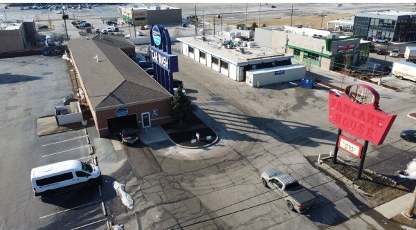 More Photos Of 3135 Secor Rd, Toledo Restaurant For Sale