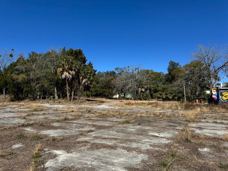 More Photos Of 618 S Main St, Gainesville Land For Sale