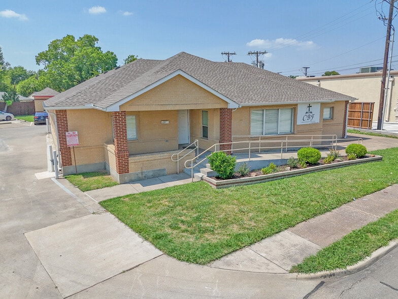 More Photos Of 615 N MacArthur Blvd, Irving Office For Sale