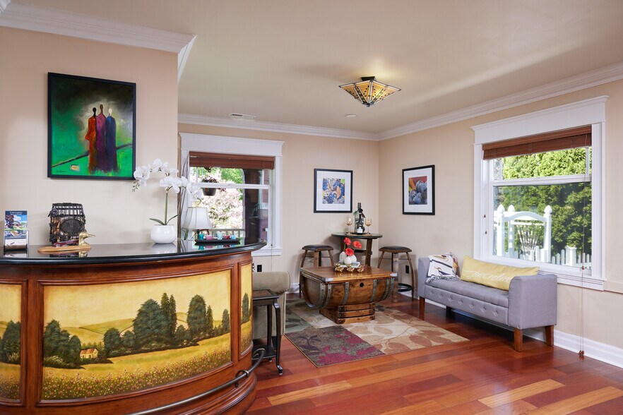 More Photos Of 527 Catherine St, Walla Walla Hospitality For Sale