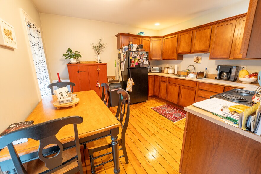 More Photos Of 22 Washington St, Ballston Spa Storefront Retail Residential For Sale