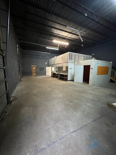 More Photos Of , Gainesville Industrial For Sale