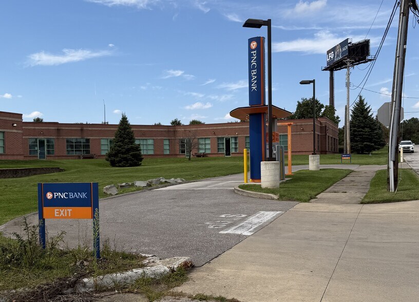 More Photos Of 13205 Granger rd, Cleveland General Retail For Sale