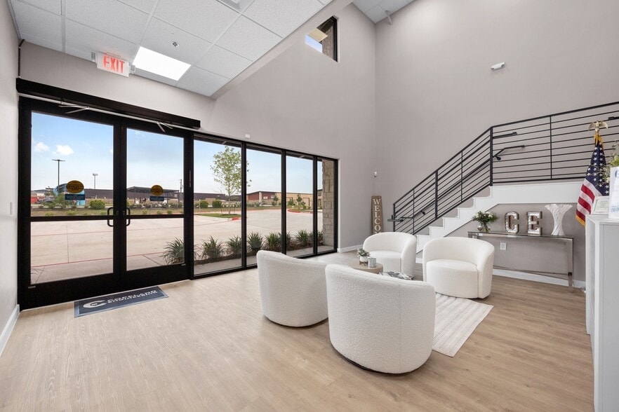 More Photos Of 730 S Bell Blvd, Cedar Park Office For Lease