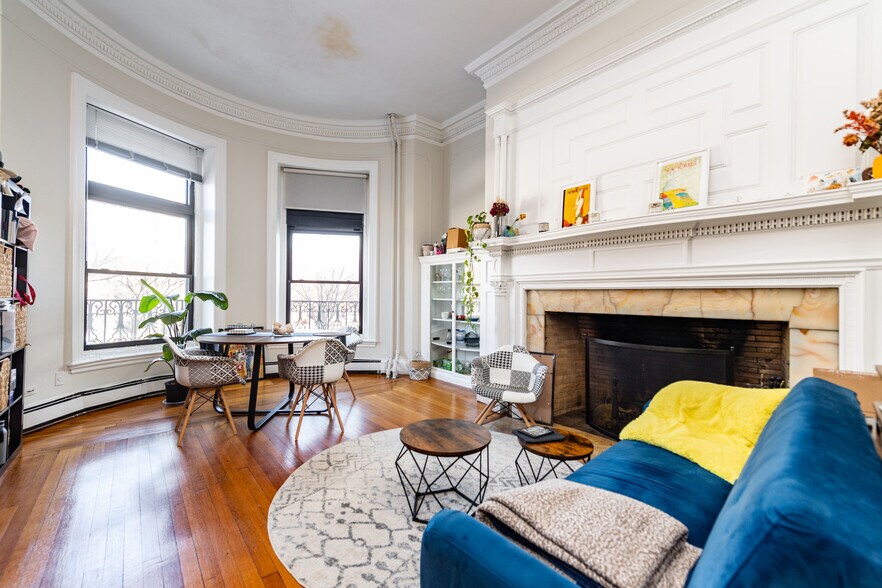 More Photos Of 470 Commonwealth Ave, Boston Apartments For Sale