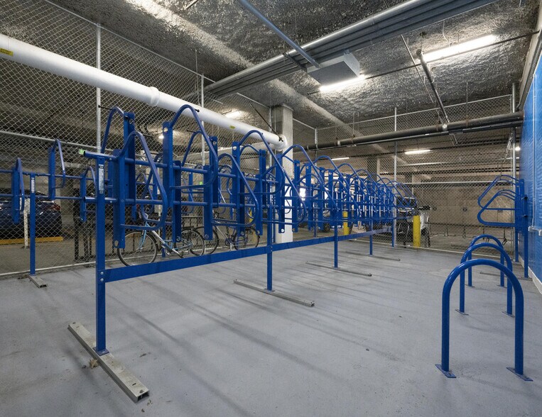 More Photos Of 1120 112th Ave NE, Bellevue Office For Lease