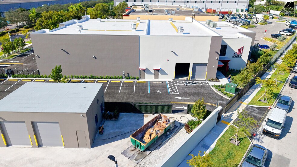 More Photos Of 10941 NW 123rd St, Medley Industrial For Lease