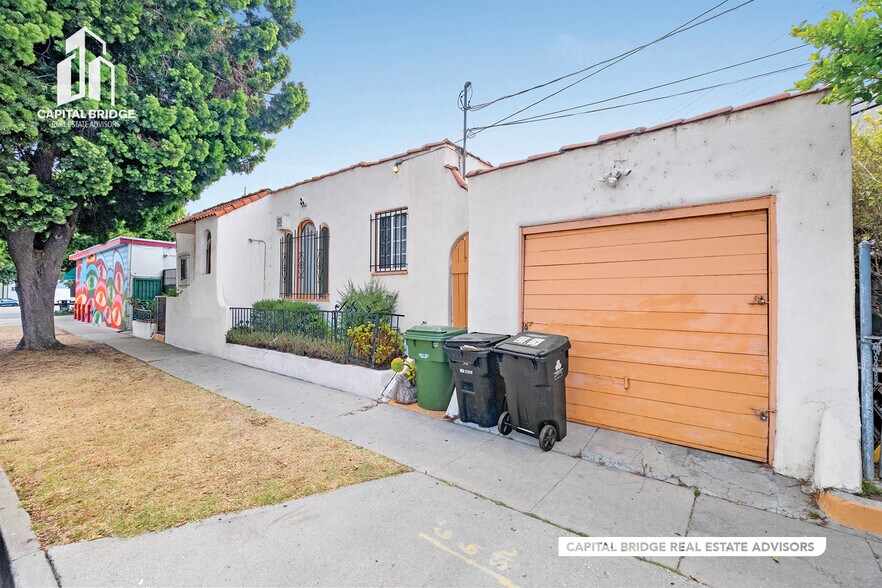 More Photos Of 5766 Venice Blvd, Los Angeles General Retail For Sale