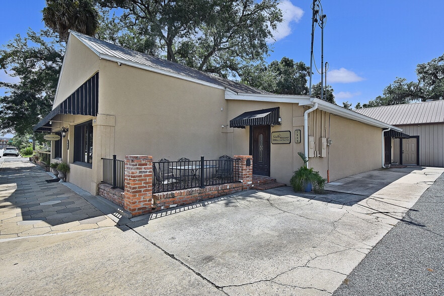 More Photos Of 1607 Norwich St, Brunswick Flex For Sale