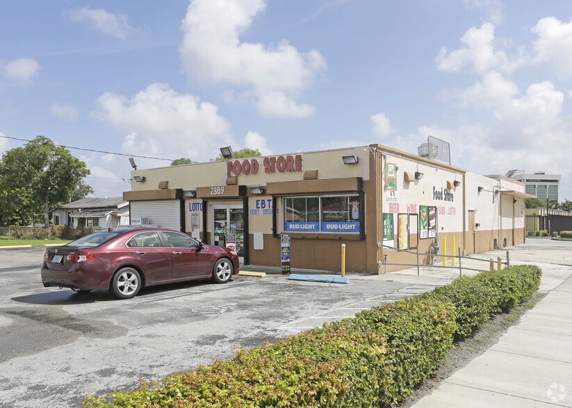 More Photos Of 2381-2389 NW 54th St, Miami Freestanding For Lease