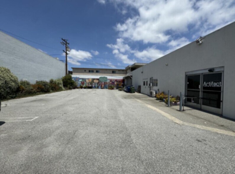 More Photos Of 3827 W Rosecrans Ave, Hawthorne Storefront For Lease