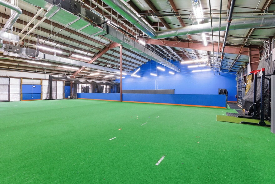 More Photos Of 3201 Northside Dr, Raleigh Light Distribution For Lease