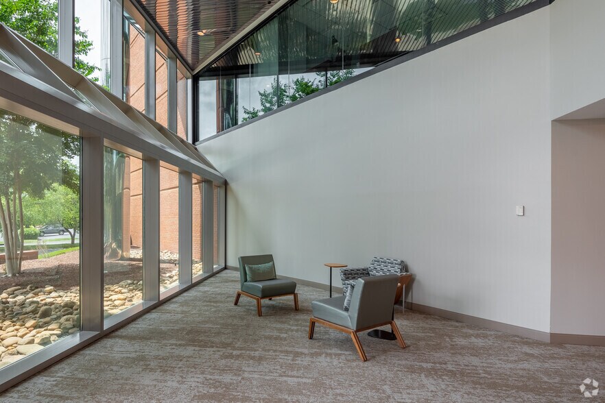 More Photos Of 100 Winners Cir, Brentwood Office For Lease