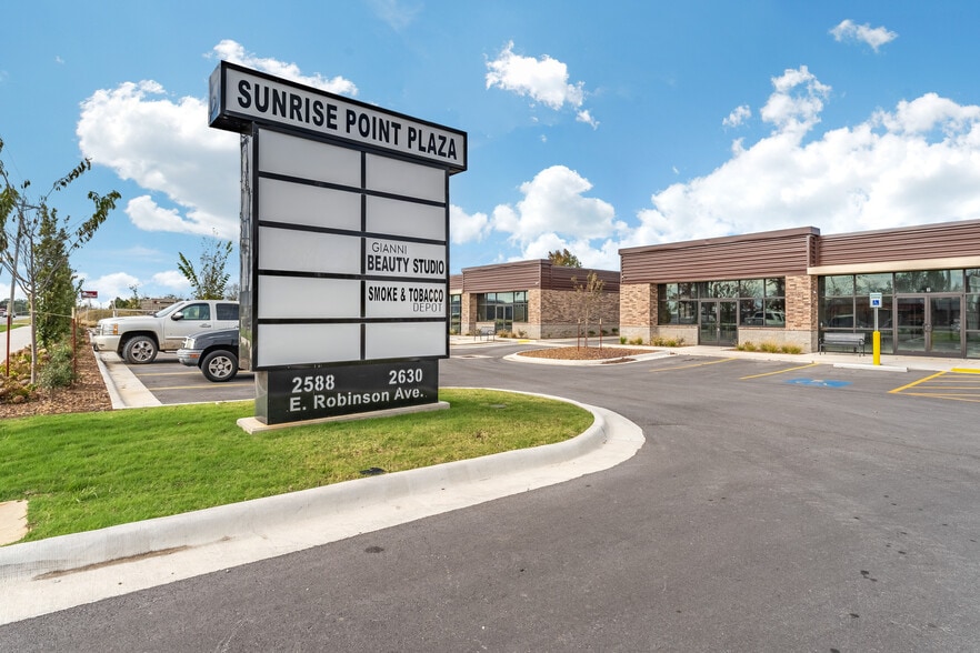 More Photos Of 2630 E Robinson Ave, Springdale Unknown For Lease