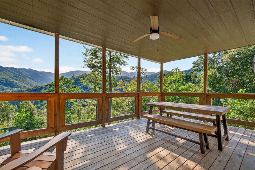 More Photos Of 8026 Buck Creek Rd, Marion Apartments For Sale