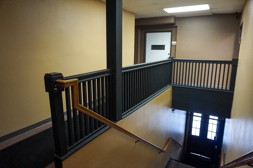 More Photos Of 1321 Sartori Ave, Torrance Storefront Retail Office For Lease