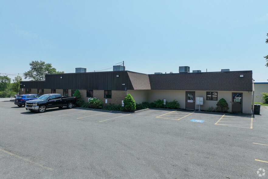 More Photos Of 191 S Main St, Middleton Office For Lease