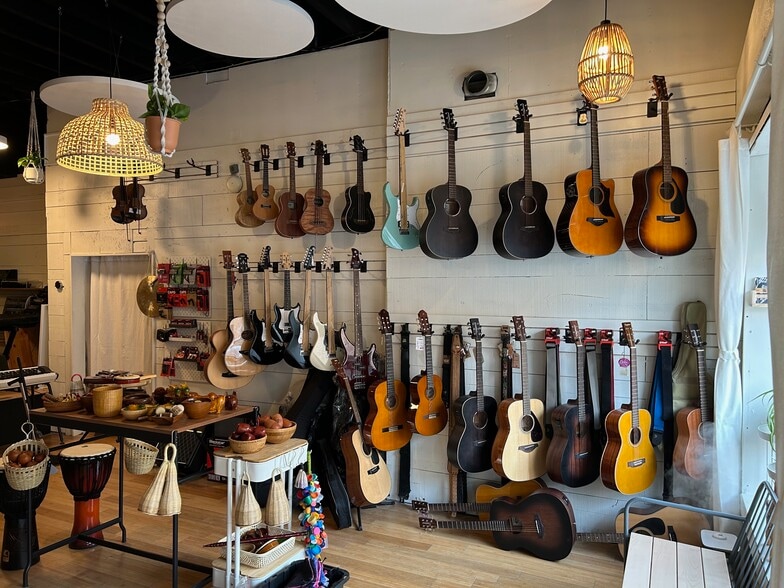 More Photos Of 710 South St, Philadelphia Storefront Retail Residential For Lease