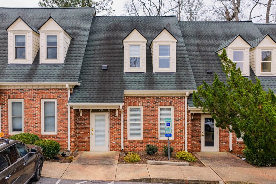 More Photos Of 130 Salem Towne Ct, Apex Office For Sale